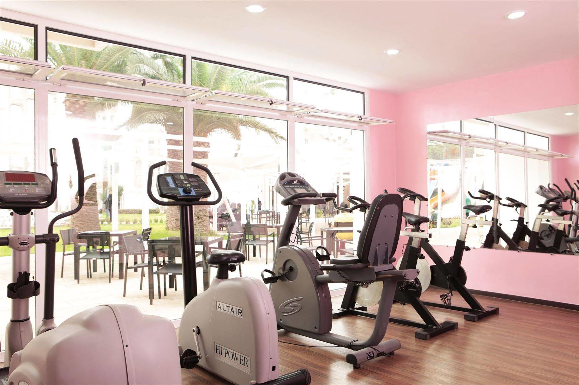 Tui Suneo Kenzi Europa Hotel Agadir Exterior photo A gym at a hotel